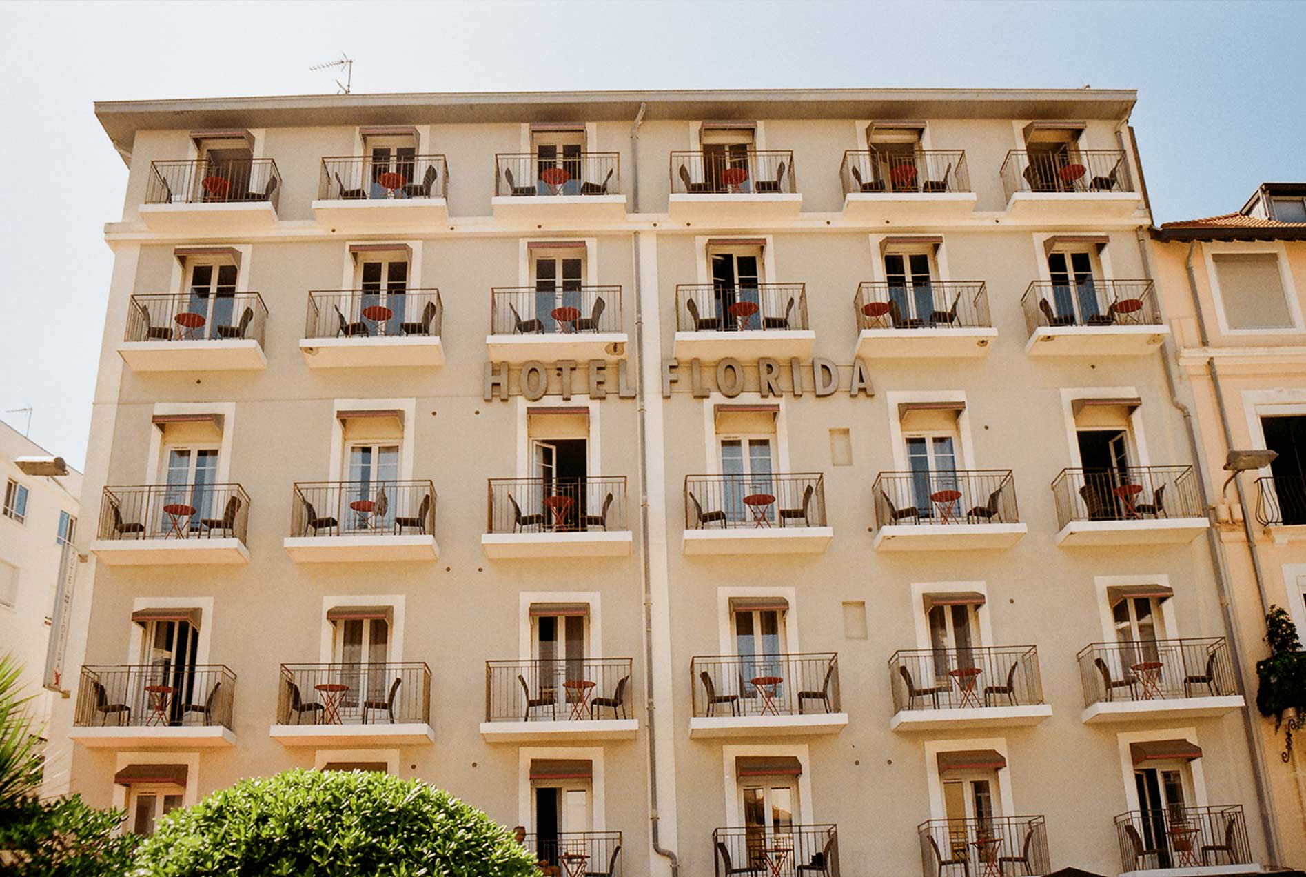 Hotel Florida from the outside